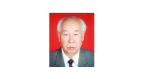 崔瑞珍.1980年－1984年任學(xué)校校長(zhǎng)；1984年－1989年任學(xué)校黨委書記